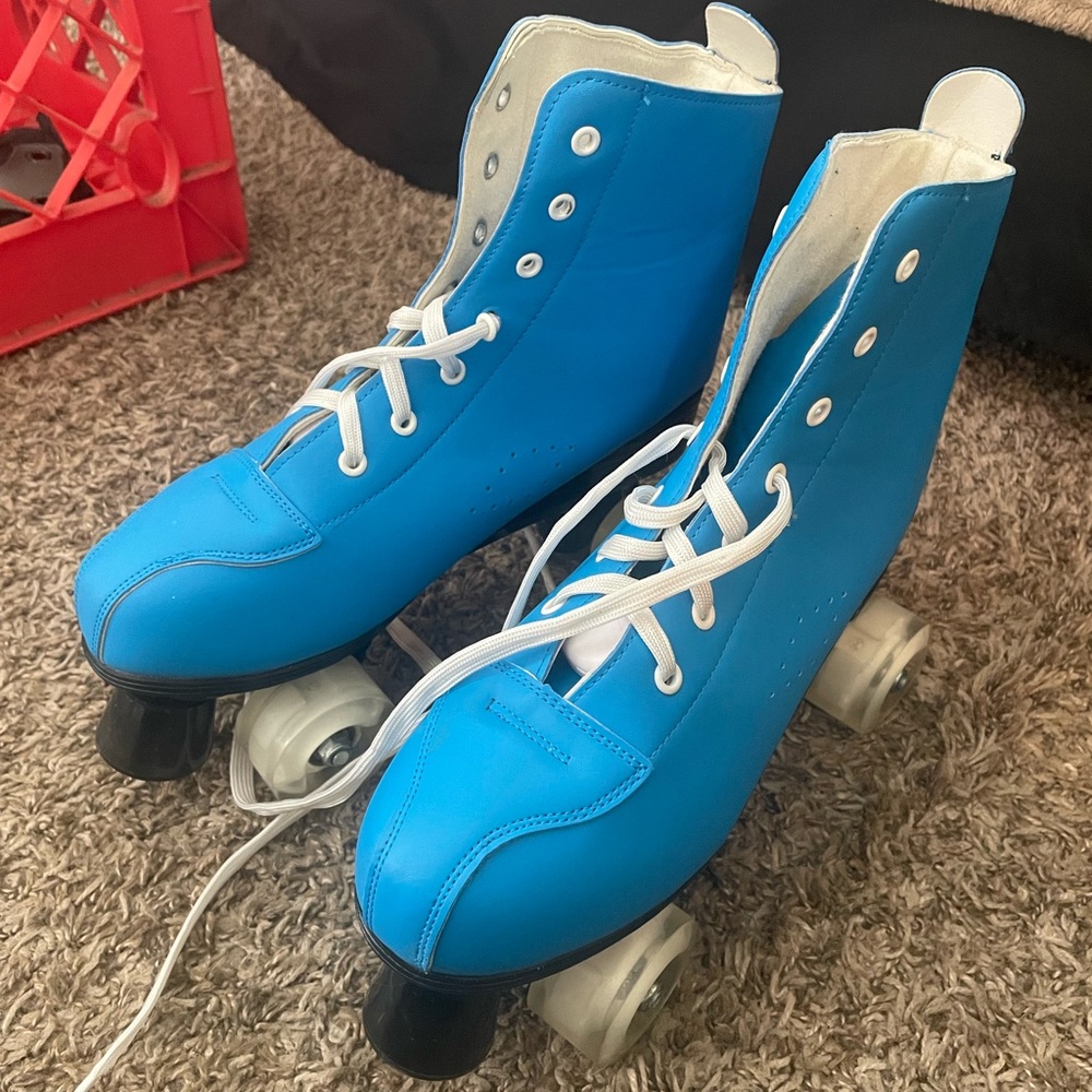 Women’s Roller Skates Size 10.5
